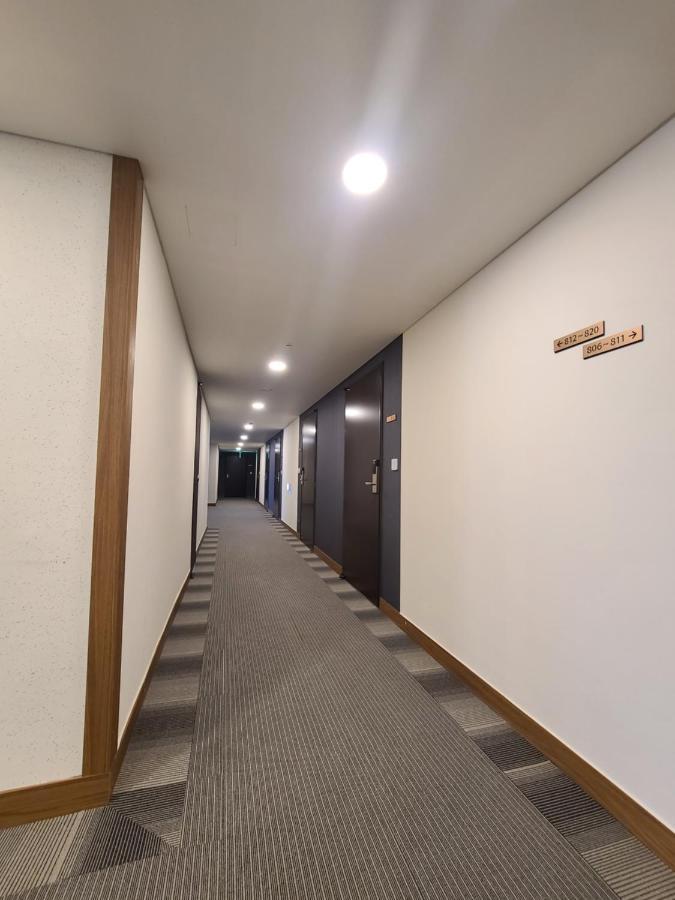 Tamara Jeju Hotel Согвипхо Экстерьер фото