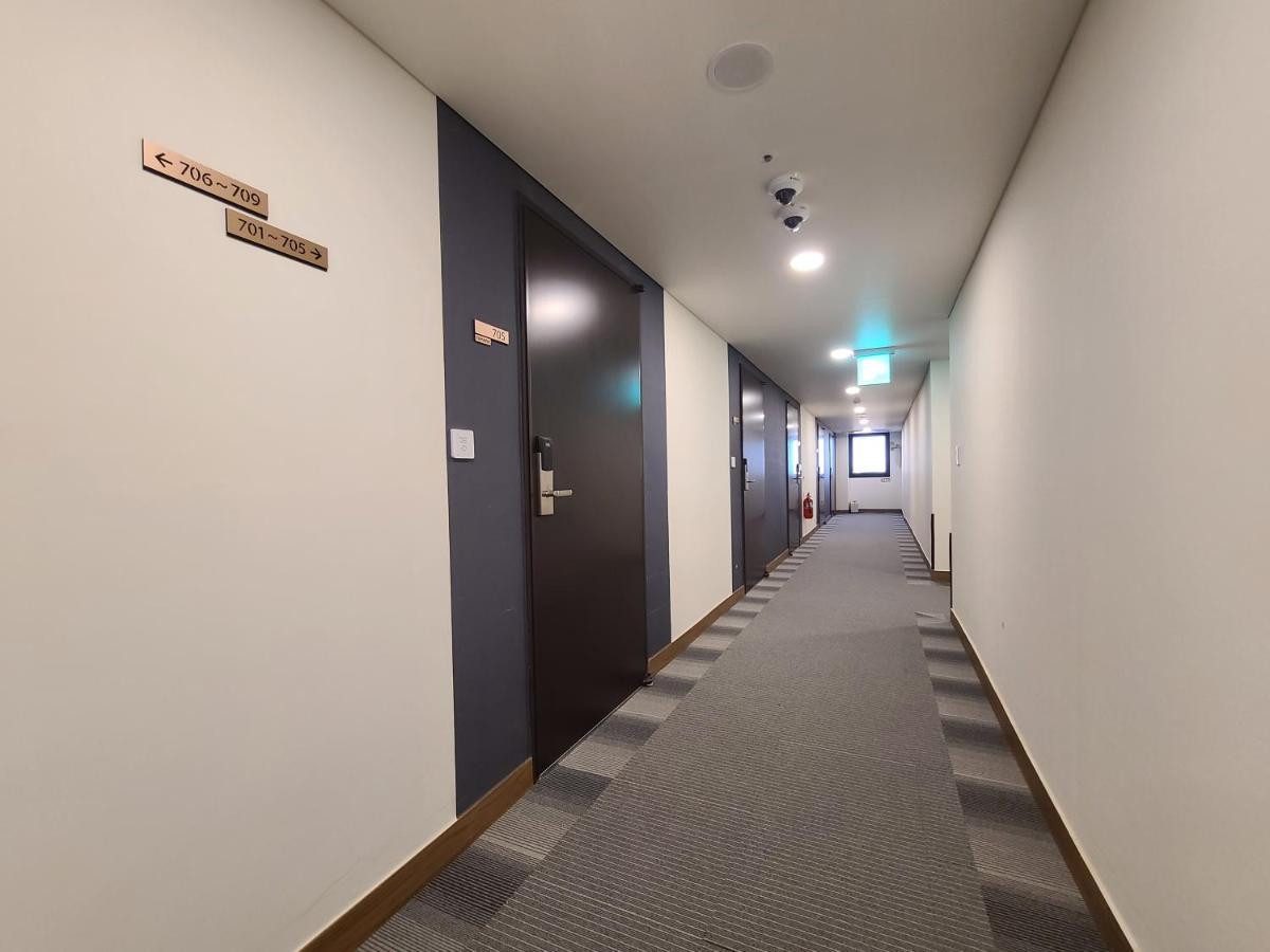 Tamara Jeju Hotel Согвипхо Экстерьер фото