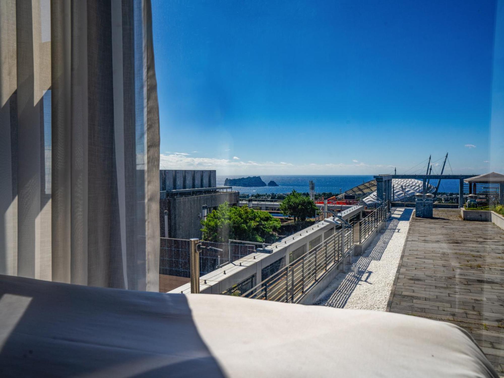Tamara Jeju Hotel Согвипхо Экстерьер фото